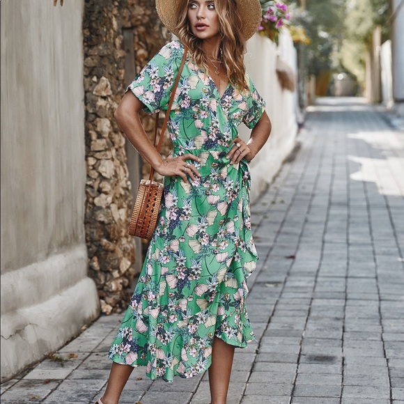 B2G1♦️🆕Floral V Neck Side Tie Ruffled Dress Jade - Picture 3 of 8